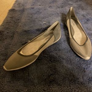 Calvin Klein flats 7